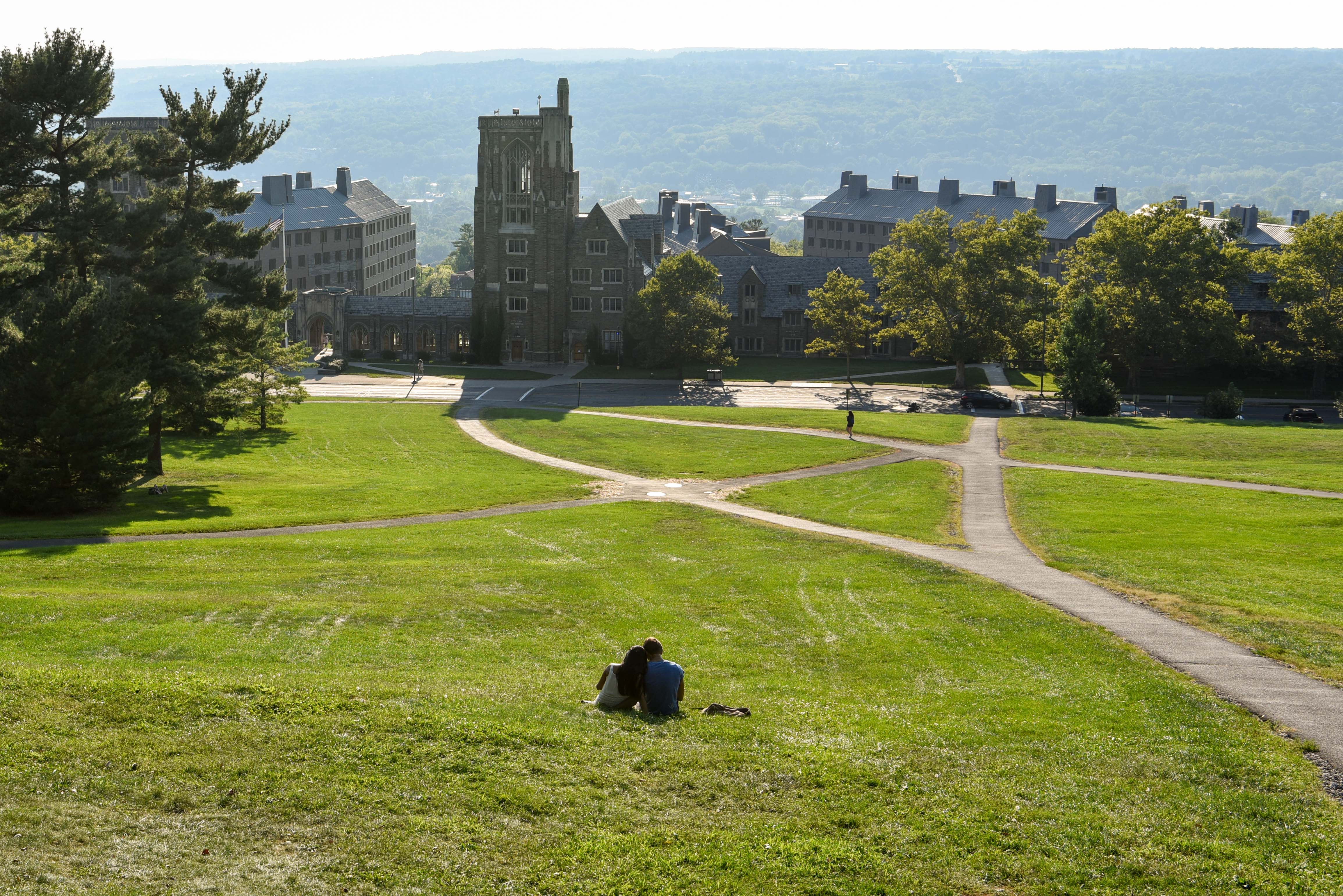 For High School Students, Cornell Summer Programs Offer Window Into